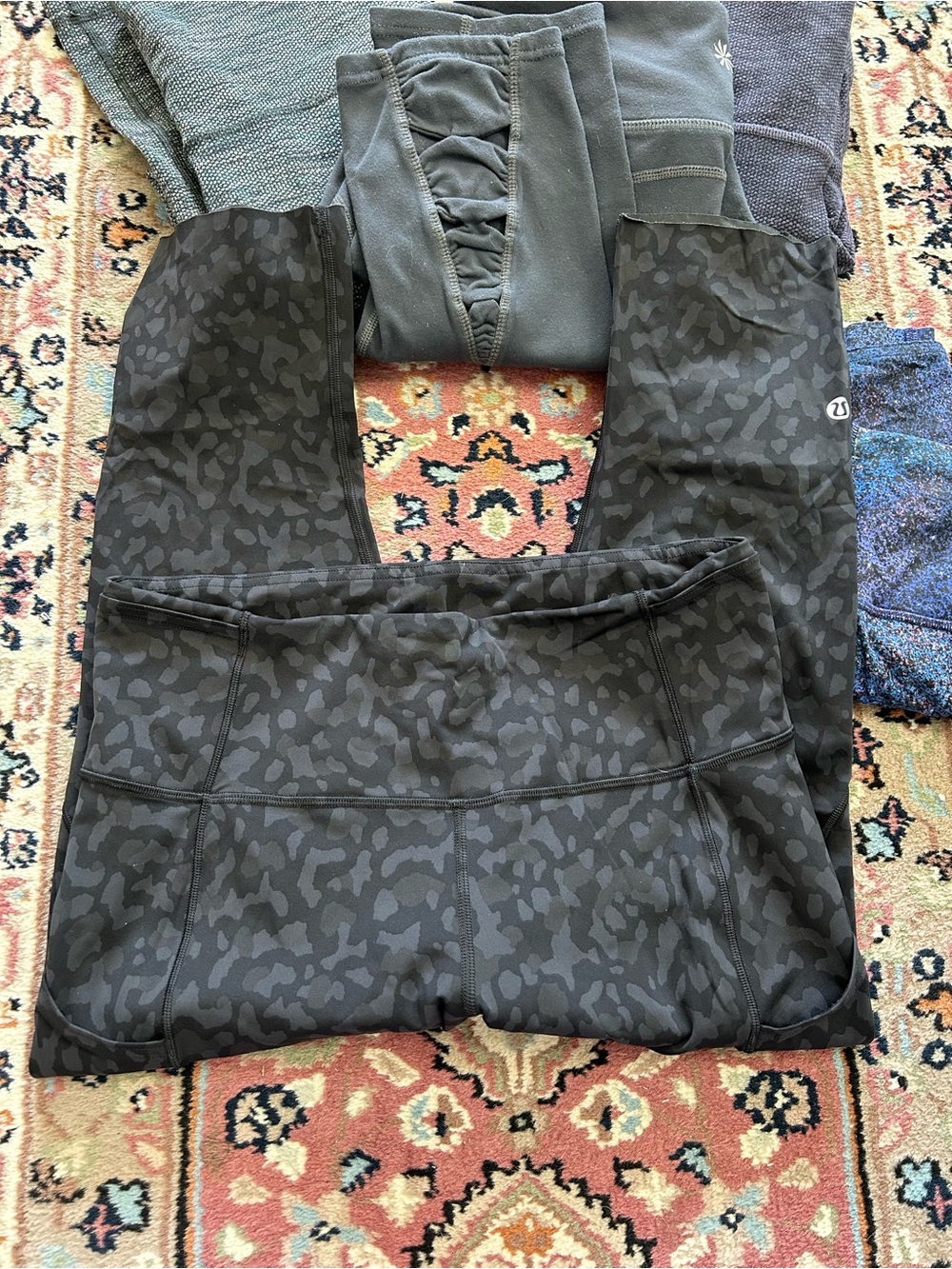 lululemon athletica camo fast & free crops